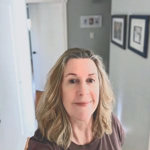 Meet your Posher, Corinne